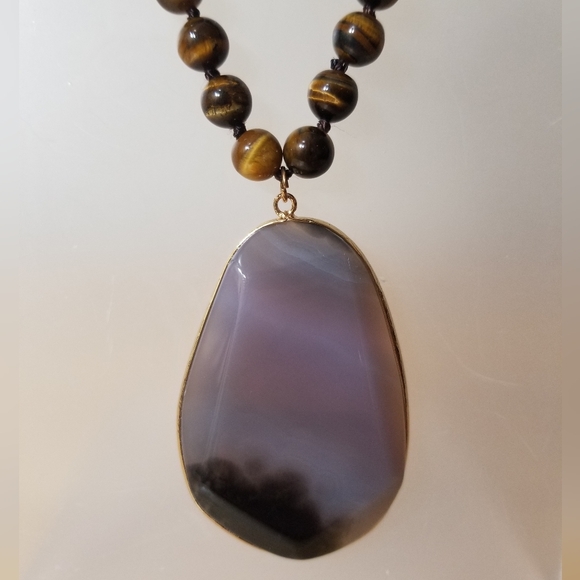 Tiger's Eye Beaded Necklace with Agate Pendant - Picture 3 of 8